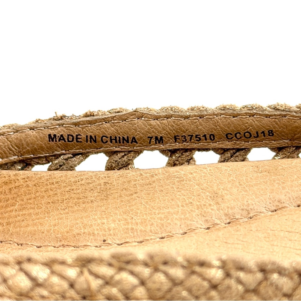 Born Woven Mule Slides Tan Leather Gold Shimmer Comfort Shoes Size 7M - Picture 8 of 8